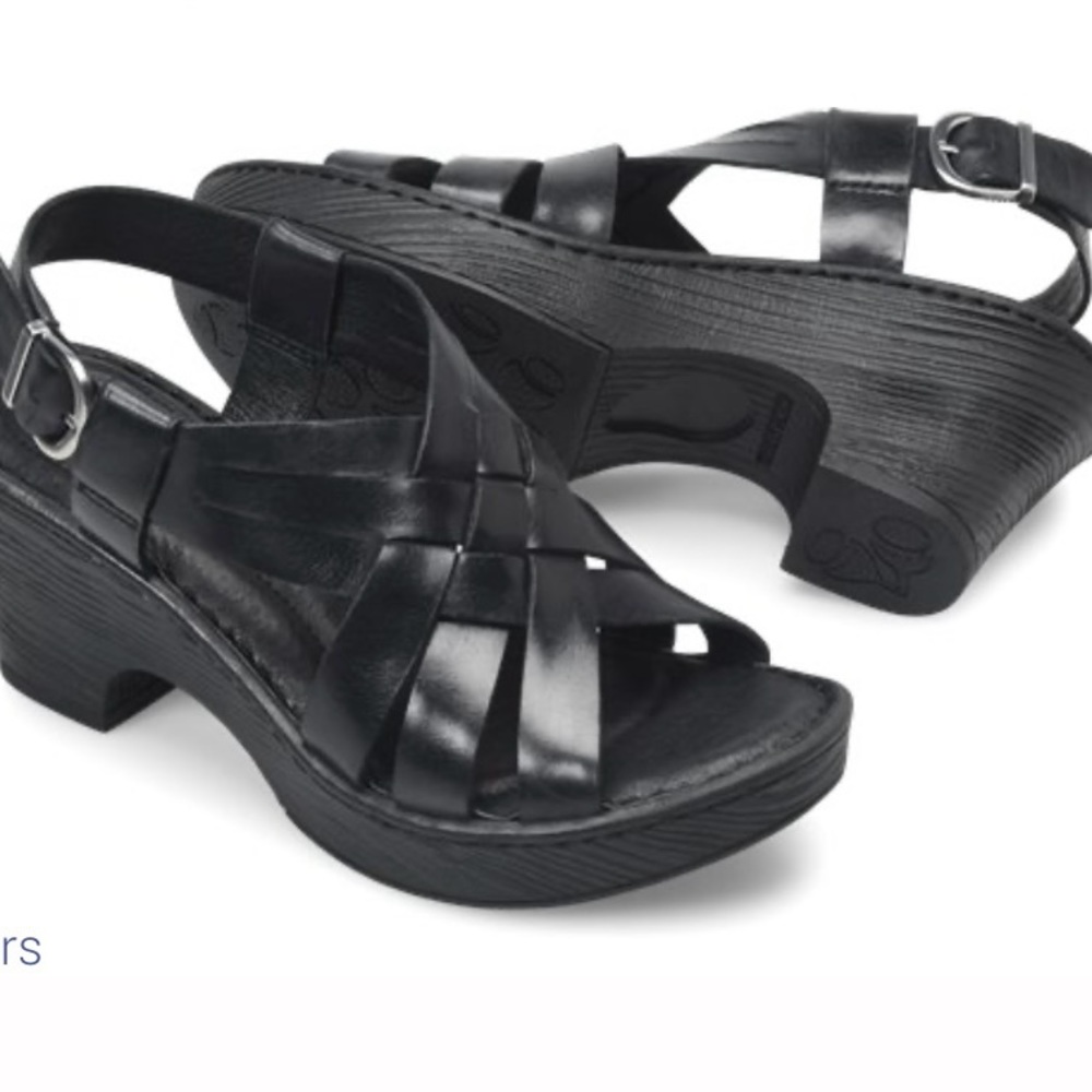 BORN Womens Crevalle Sandals size 10